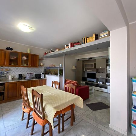 Tyttyhouse Appartement Giardini-Naxos Buitenkant foto