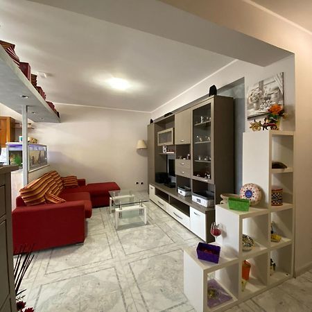 Tyttyhouse Appartement Giardini-Naxos Buitenkant foto